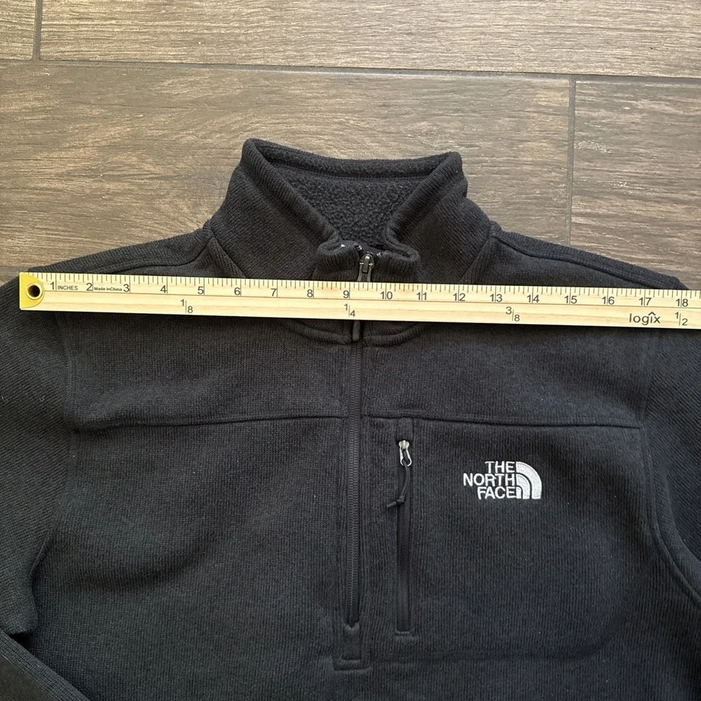 The North Face Quarter Zip Fleece Pullover Men Large Black Zip Chest Pocket